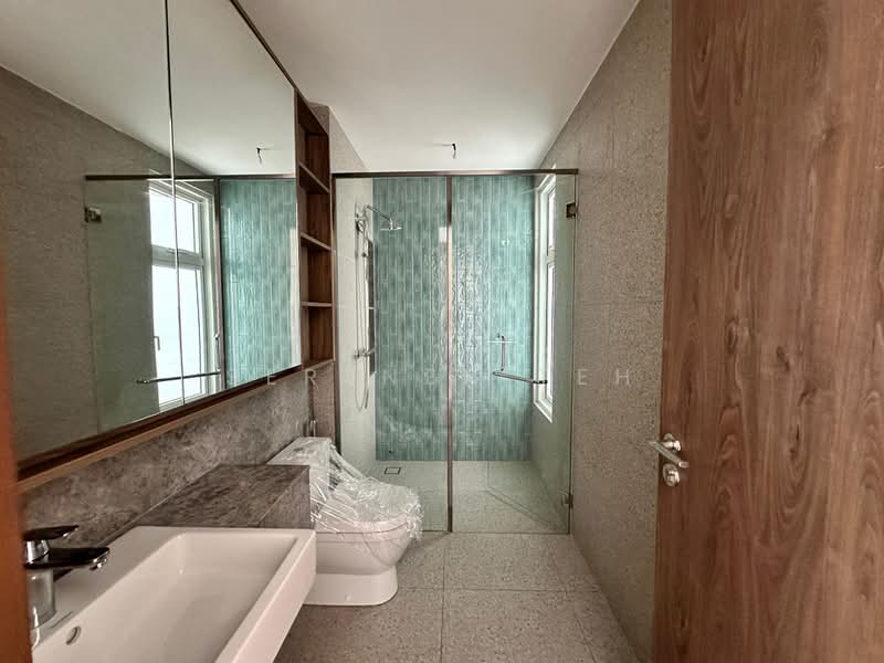Rumah Berkembar untuk Disewa di Seri Tanjung Pinang (Tanjung Tokong) - SERENEN TEH - Bathroom - PropertyGuru.com.my