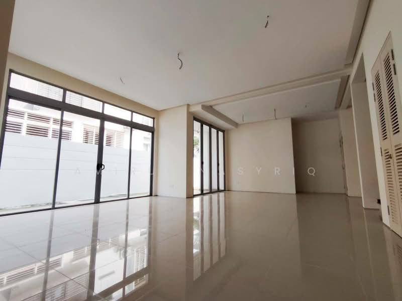 Rumah Berkembar untuk Dijual di Denai Alam (Shah Alam) - Amirul Nasyriq - Living Room - PropertyGuru.com.my