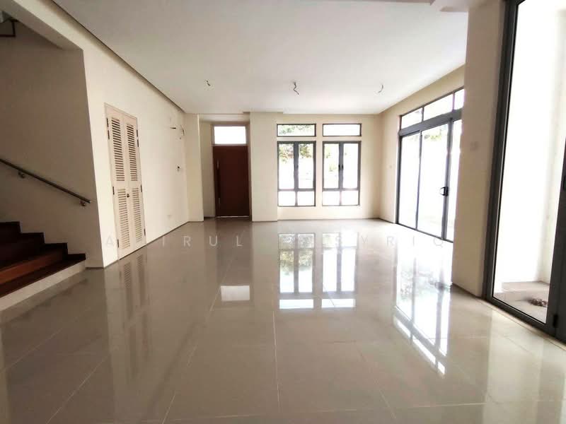 Rumah Berkembar untuk Dijual di Denai Alam (Shah Alam) - Amirul Nasyriq - Living Room - PropertyGuru.com.my