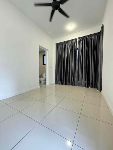 Service Residence for Sale at Pacific Star - Jayden Lee - Interior - PropertyGuru.com.my
