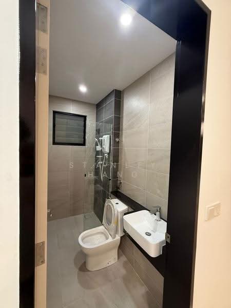 Service Residence for Rent at 2Rio Residence @ Bandar Puteri Puchong - Stanley Hang - Bathroom - PropertyGuru.com.my