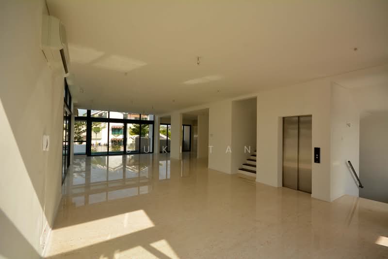 Semi-Detached House for Sale in Lake Fields (Sungai Besi) - Suki Tan - Living Room - PropertyGuru.com.my