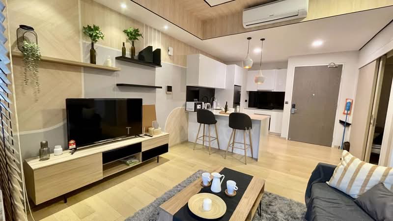 Service Residence for Sale at Star Residences One - Tim Siow - Living Room - PropertyGuru.com.my