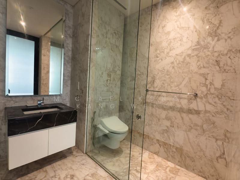 Service Residence for Sale at Banyan Tree Signatures - Michael Kong Kang Wei - Bathroom - PropertyGuru.com.my