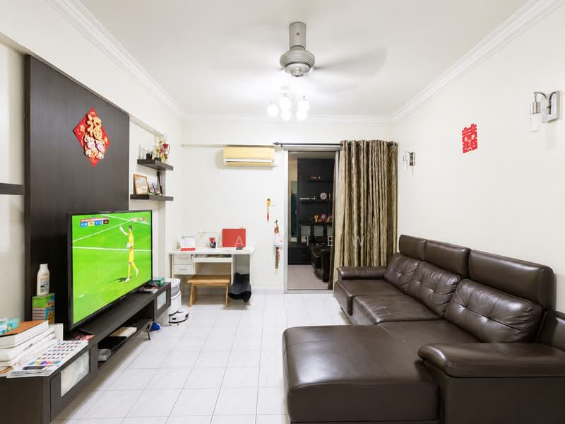 Pangsapuri untuk Dijual di Halaman Kristal - Eva Liew - Living Room - PropertyGuru.com.my