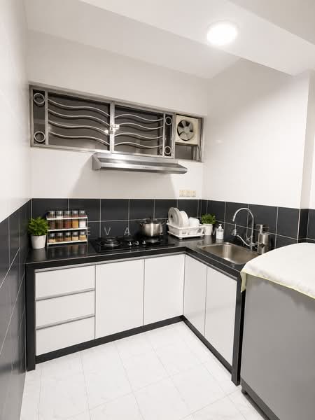 Pangsapuri untuk Dijual di Halaman Kristal - Eva Liew - Kitchen - PropertyGuru.com.my