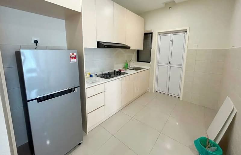 Servis Apartment untuk Disewa di Rubica @ Harbour Place - Mike Kuar - Kitchen - PropertyGuru.com.my