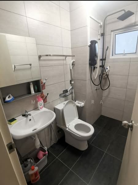 Service Residence for Rent at Residensi Rimbun @ Canopy Hills - Maya Myra - Bathroom - PropertyGuru.com.my