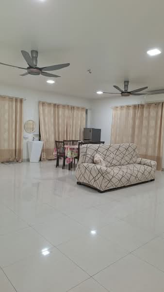 Kondominium untuk Disewa di Suasana Lumayan - Ben Tan - Living Room - PropertyGuru.com.my