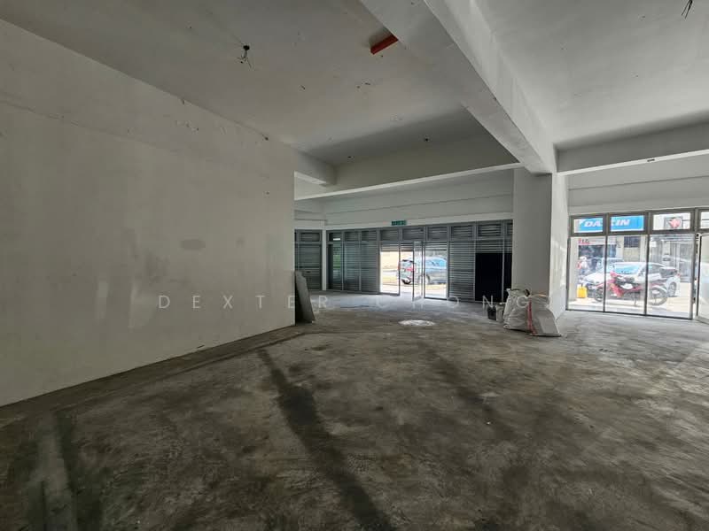 Shop for Rent in Kepong Baru (Kepong) - Dexter Chong - Entrance - PropertyGuru.com.my