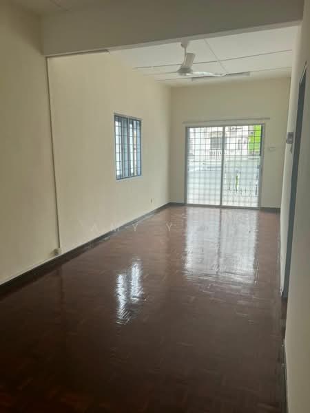 Terraced House for Rent in Taman Wangsa Permai (Kepong) - Amy Yap - Living Room - PropertyGuru.com.my