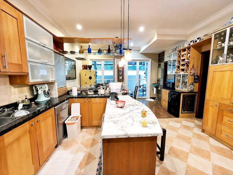 Semi-Detached House for Sale in Pju 3 (Tropicana) - Vincent Liaw - Kitchen - PropertyGuru.com.my