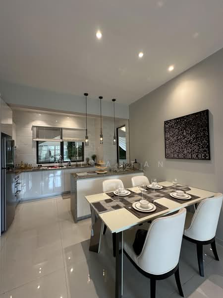 Condominium for Sale at Forest City - Bella Tan - Kitchen - PropertyGuru.com.my
