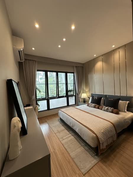 Condominium for Sale at Forest City - Bella Tan - Bedroom - PropertyGuru.com.my