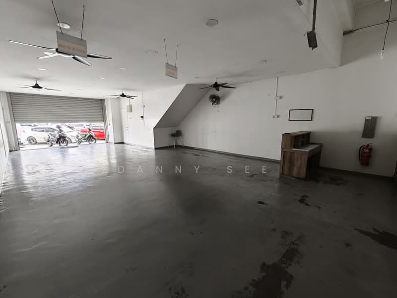 Kedai untuk Disewa di Bandar Indahpura (Kulai) - Danny See - Interior - PropertyGuru.com.my