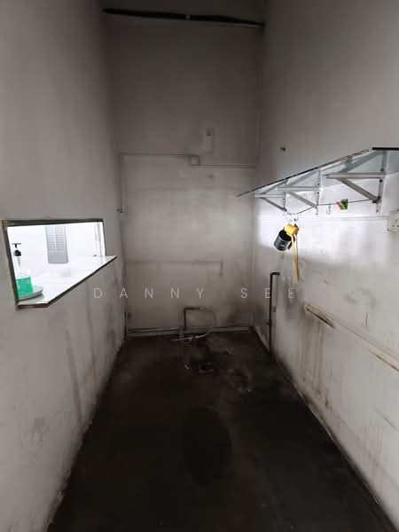 Kedai untuk Disewa di Bandar Indahpura (Kulai) - Danny See - Interior - PropertyGuru.com.my
