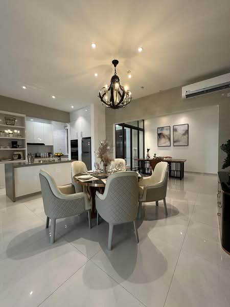 Condominium for Sale at Forest City - Bella Tan - Kitchen - PropertyGuru.com.my