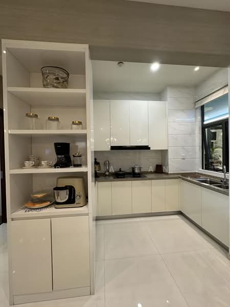 Condominium for Sale at Forest City - Bella Tan - Kitchen - PropertyGuru.com.my
