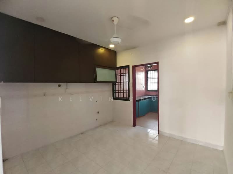 Rumah Teres 2 Tingkat untuk Dijual di Taman Setia Indah (Tebrau) - Kelvin Chop - Kitchen - PropertyGuru.com.my