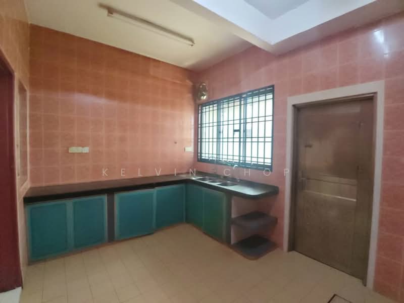 Rumah Teres 2 Tingkat untuk Dijual di Taman Setia Indah (Tebrau) - Kelvin Chop - Kitchen - PropertyGuru.com.my
