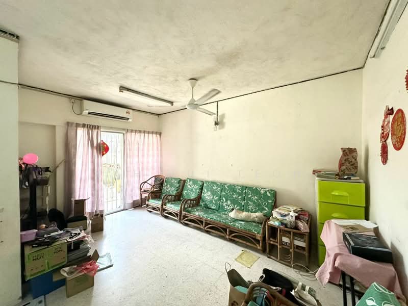 Rumah Teres 2 Tingkat untuk Dijual di Taman Desa Damai (Bukit Mertajam) - Kah Hui Teoh - Living Room - PropertyGuru.com.my
