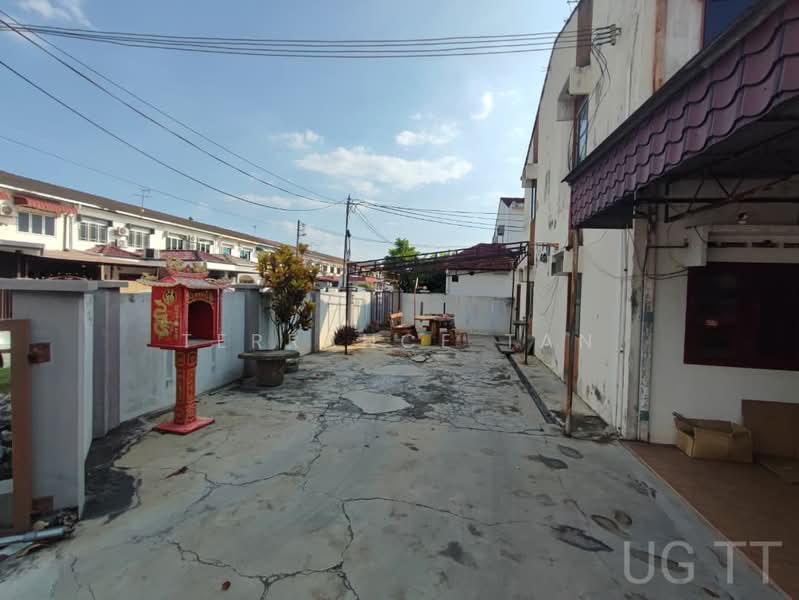 Rumah Teres 2 Tingkat untuk Dijual di Taman Chi Liung (Klang) - Terrance Tan - Exterior - PropertyGuru.com.my