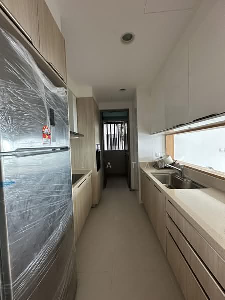 Servis Apartment untuk Dijual di Southern Marina Residences - Bella Tan - Kitchen - PropertyGuru.com.my