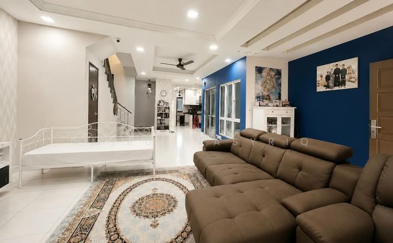 Rumah Teres untuk Dijual di Denai Alam (Shah Alam) - Amirul Nasyriq - Living Room - PropertyGuru.com.my