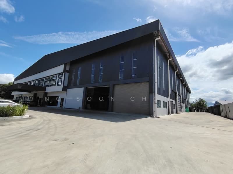 Detached Factory for Rent in Subang Jaya (Selangor) - Ng Soon Chong - Exterior - PropertyGuru.com.my