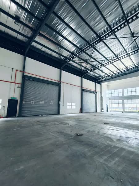 Kilang untuk Disewa di Taman Perindustrian Taming Jaya (Balakong) - Edward Long - Interior - PropertyGuru.com.my