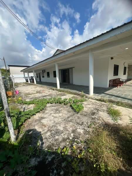 Rumah Teres 1 Tingkat untuk Dijual di Skudai (Johor) - Daniel Yong - Exterior - PropertyGuru.com.my
