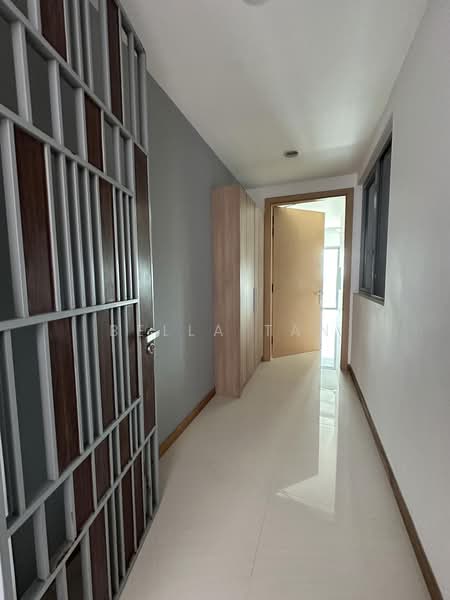 Servis Apartment untuk Dijual di Southern Marina Residences - Bella Tan - Corridor - PropertyGuru.com.my
