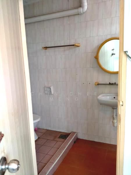 Rumah Teres 2 Tingkat untuk Dijual di Taman Sungai Besi Indah (Seri Kembangan) - Chin Chee Meng - PropertyGuru.com.my