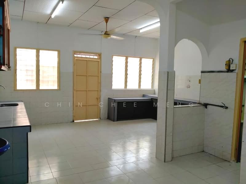 Rumah Teres 2 Tingkat untuk Dijual di Taman Sungai Besi Indah (Seri Kembangan) - Chin Chee Meng - PropertyGuru.com.my