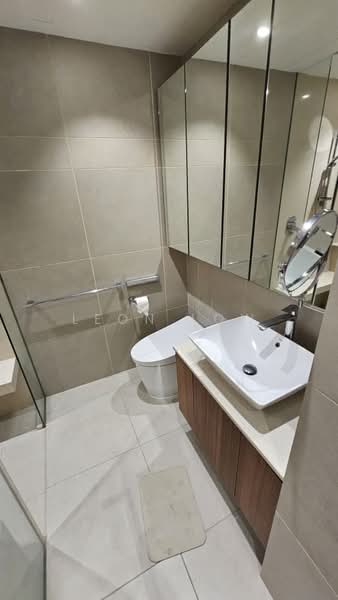 Servis Apartment untuk Disewa di Stonor 3 - Leon Low - Bathroom - PropertyGuru.com.my
