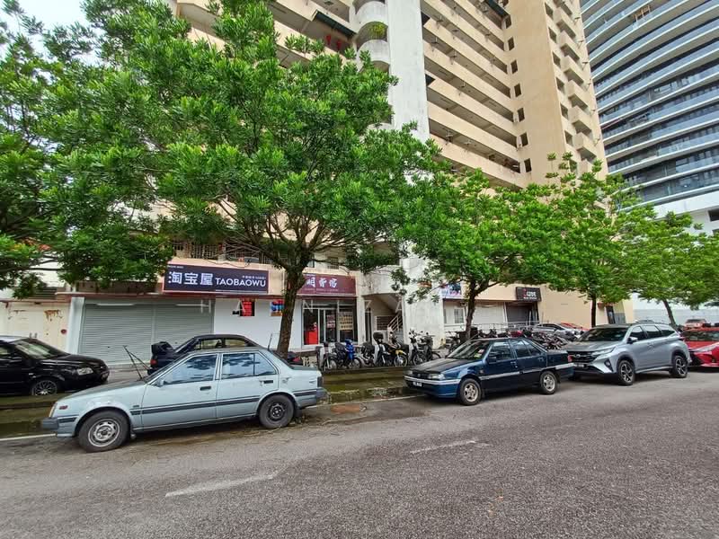 Flat for Sale at Sunway Ceria - Hasnizam . - PropertyGuru.com.my