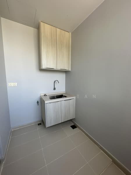 Servis Apartment untuk Dijual di Southern Marina Residences - Bella Tan - Interior - PropertyGuru.com.my