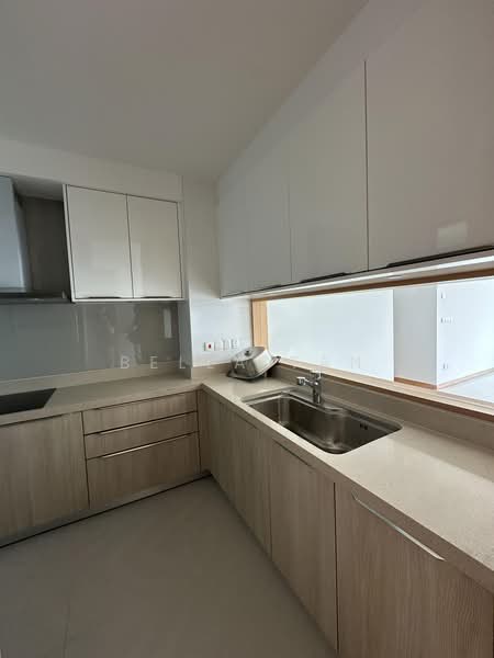 Servis Apartment untuk Dijual di Southern Marina Residences - Bella Tan - Kitchen - PropertyGuru.com.my