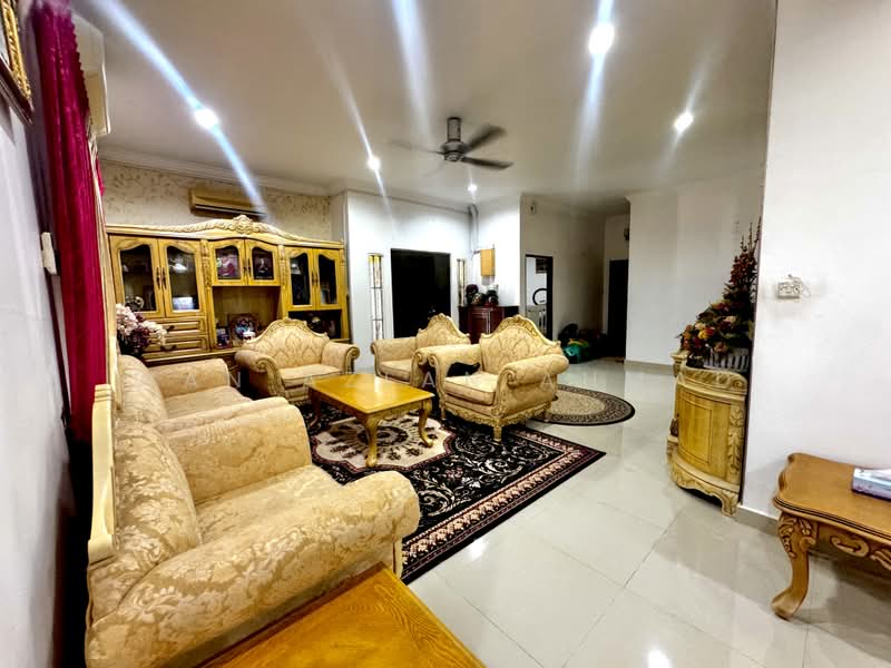 Bungalow for Sale in Kampung Sungai Pelong (Sungai Buloh) - Wan Azlan Ahmad - PropertyGuru.com.my