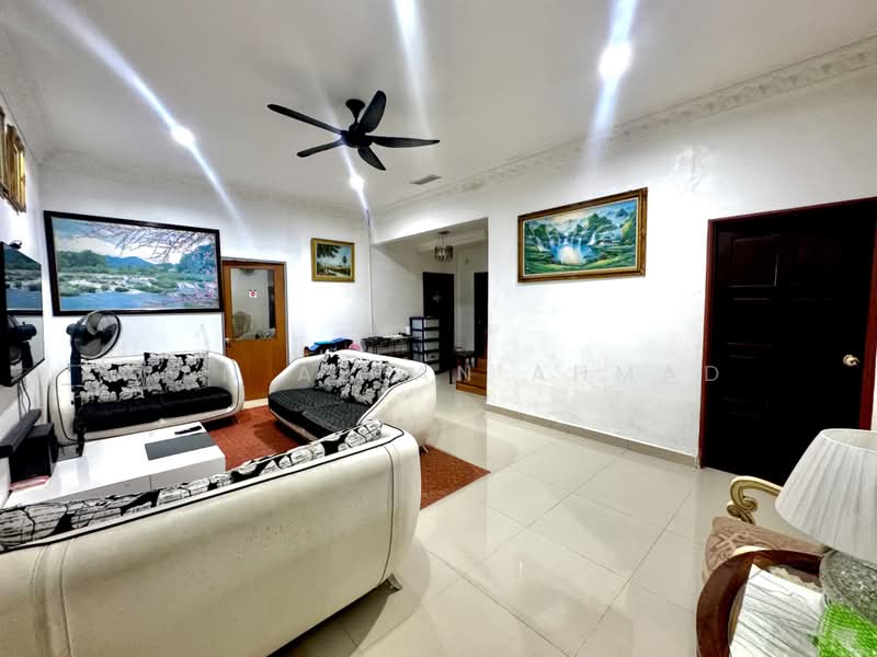 Bungalow for Sale in Kampung Sungai Pelong (Sungai Buloh) - Wan Azlan Ahmad - PropertyGuru.com.my