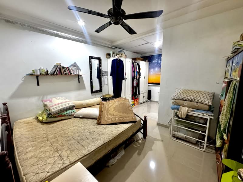 Bungalow for Sale in Kampung Sungai Pelong (Sungai Buloh) - Wan Azlan Ahmad - PropertyGuru.com.my