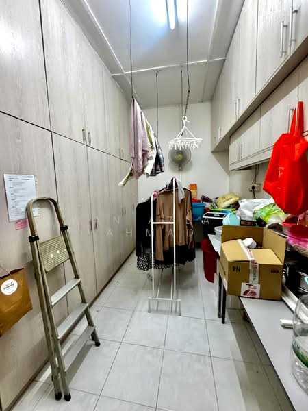 Bungalow for Sale in Kampung Sungai Pelong (Sungai Buloh) - Wan Azlan Ahmad - PropertyGuru.com.my