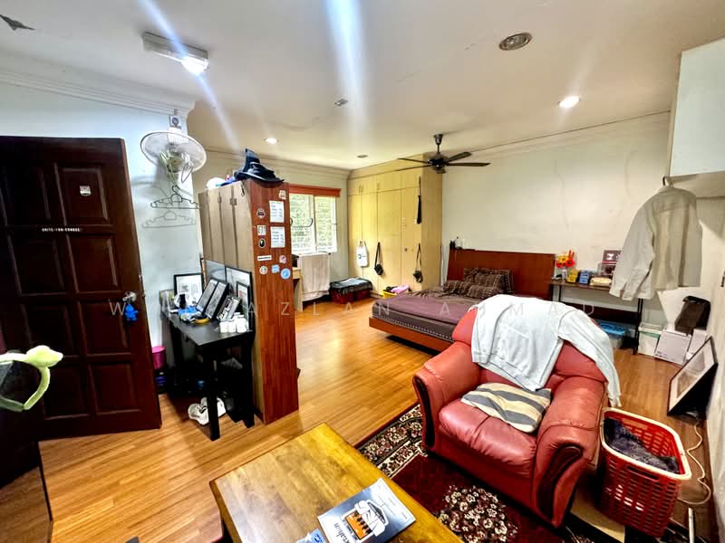 Bungalow for Sale in Kampung Sungai Pelong (Sungai Buloh) - Wan Azlan Ahmad - PropertyGuru.com.my