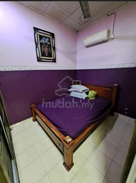 Rumah Teres 1 Tingkat untuk Dijual di Bandar Bukit Raja (Klang) - T.H Lee - Bedroom - PropertyGuru.com.my