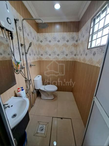 Rumah Teres 1 Tingkat untuk Dijual di Bandar Bukit Raja (Klang) - T.H Lee - Bathroom - PropertyGuru.com.my