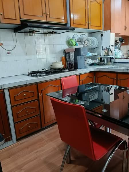 Semi-Detached House for Sale in Taman Makmur (Lunas) - May Lee - Kitchen - PropertyGuru.com.my