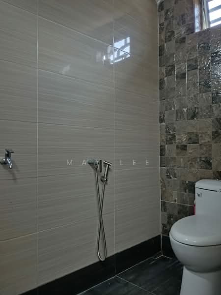 Semi-Detached House for Sale in Taman Makmur (Lunas) - May Lee - Bathroom - PropertyGuru.com.my