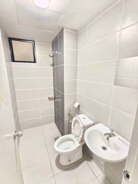 Condominium for Rent at Mizumi Residences - Amy Yap - Bathroom - PropertyGuru.com.my