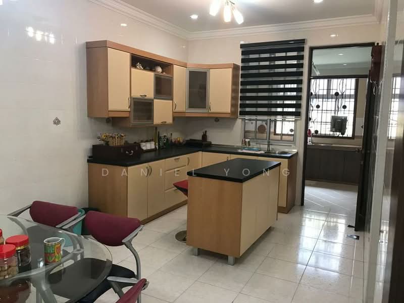 Semi-Detached House for Sale in Taman Pelangi Indah (Ulu Tiram) - Daniel Yong - Kitchen - PropertyGuru.com.my