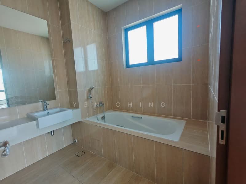 2-storey Terraced House for Sale in Taman Subang Bestari (Sungai Buloh) - Yen Ching - Bathroom - PropertyGuru.com.my